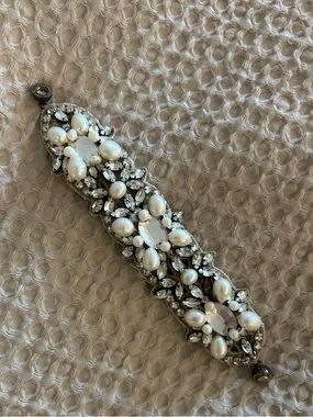 Rankana Khan Pearl & Crystal Bridal Cuff